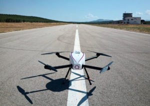 Quaternium, Löweheiser achieve 10 hour, 14 minute flight with HYBRiX drone
